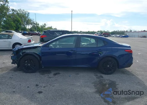 2025 Toyota Camry Se z USA, uszkodzony, nr VIN 4T1DBADK7SU016779